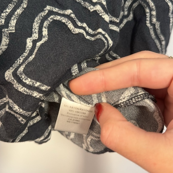 Patterned Tank Top - Picture 6 of 6